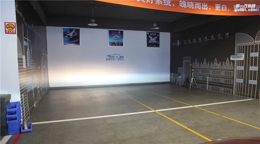 升級車燈多少錢？柳州哪里有專業(yè)改裝車燈的 ？