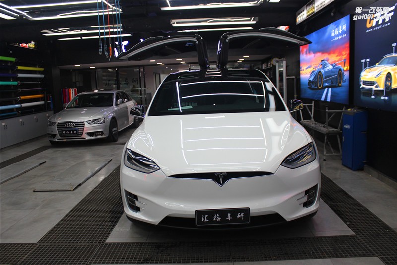 長沙特斯拉全車施工法國進口HEXIS透明膜