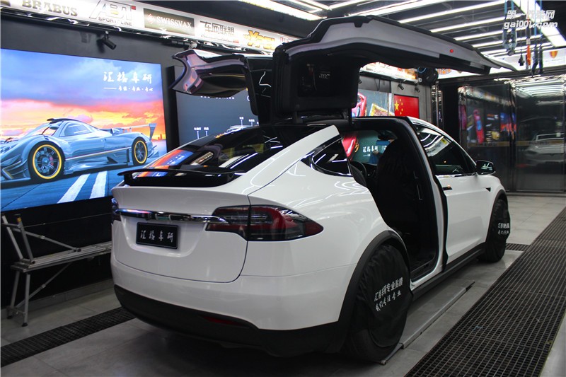 長沙特斯拉全車施工法國進口HEXIS透明膜