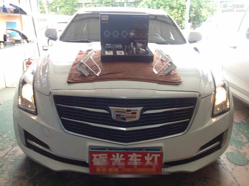 廣州汽車改裝 凱迪拉克ATS大燈改海拉5雙光透鏡飛利浦5000K燈泡套裝
