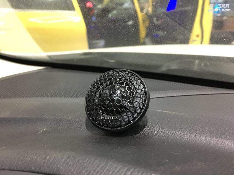 汕頭市星悅汽車音響改裝馬自達(dá)昂克賽拉細(xì)細(xì)品味4門山水隔音改裝意大利赫茲ESKF165喇叭美國(guó)CDT伊蔓PP42DSP