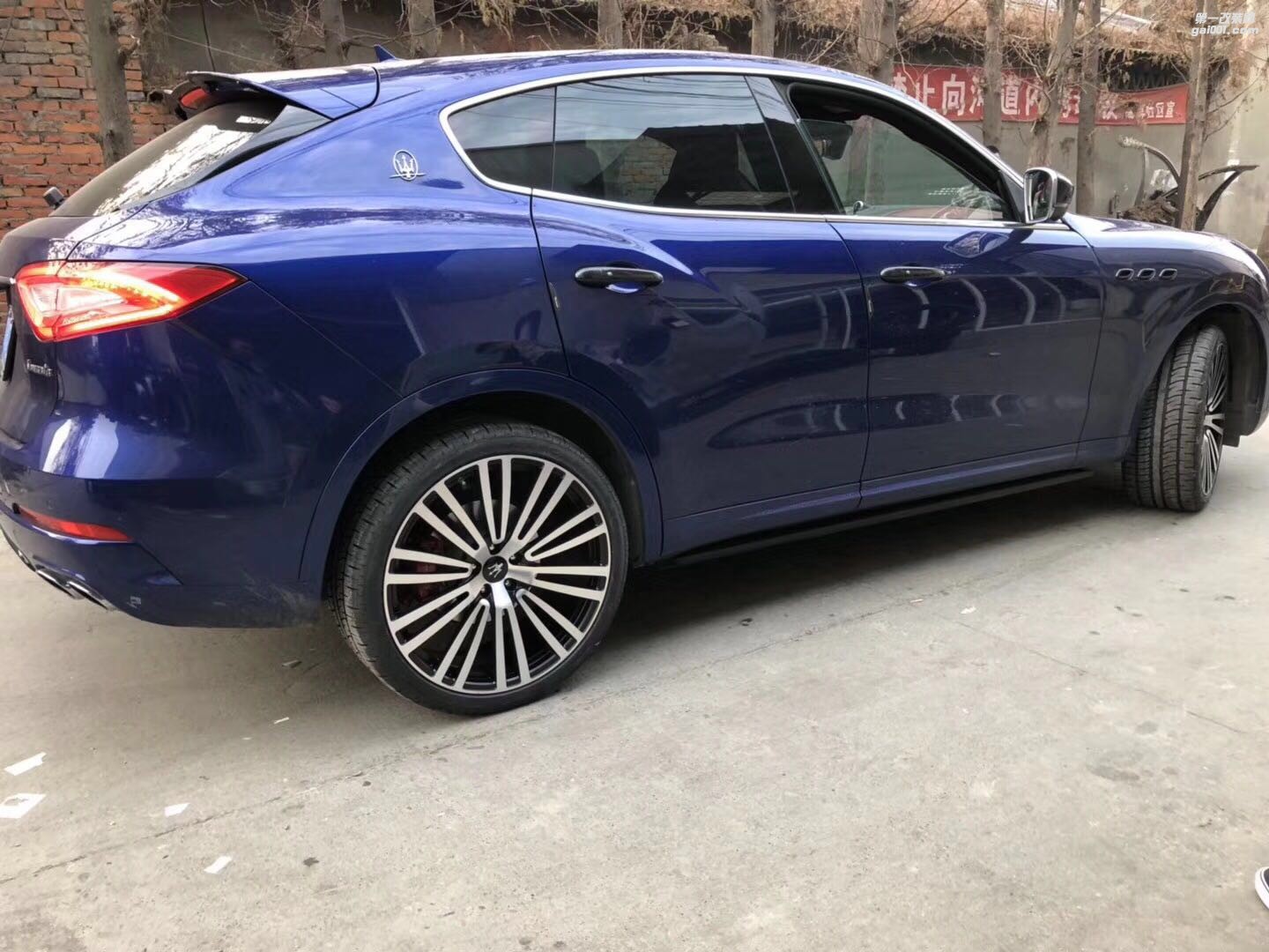 瑪莎拉蒂萊萬(wàn)特 levante 改裝升級(jí)22寸私人定制鍛造