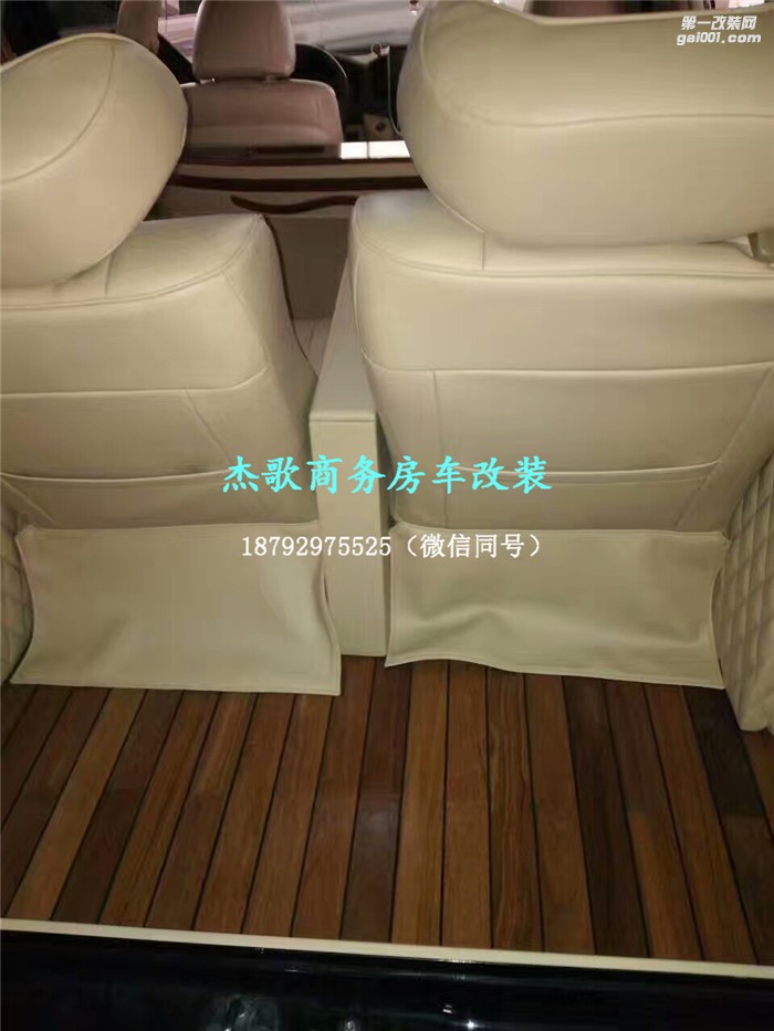 【改裝案例】豐田酷路澤內飾個性化改裝——要的就是霸氣!
