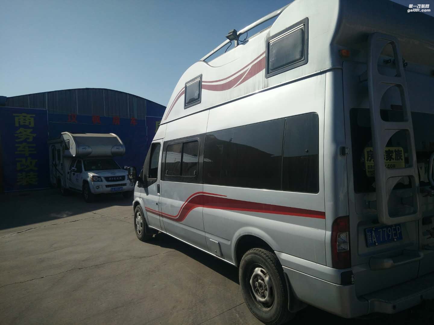 老款福特房車--西安漢楓