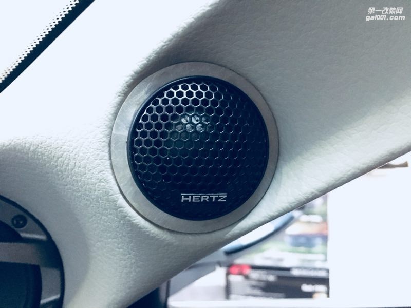汕頭市星悅汽車音響改裝豐田銳志那些年我們一起追過的音樂改裝三分頻意大利赫茲十五周年喇叭