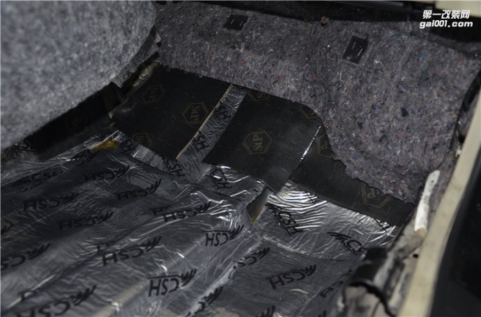 武漢天籟全車俄羅斯STP隔音方案與過(guò)程 車改坊連鎖歌德店