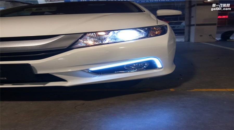 為什么要升級改裝大燈？汽車出廠時配置的大燈，為何還要升級改裝？