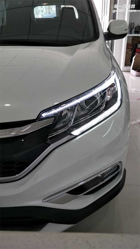 西寧汽車(chē)大燈改裝，本田CRV改裝車(chē)燈+海拉5透鏡
