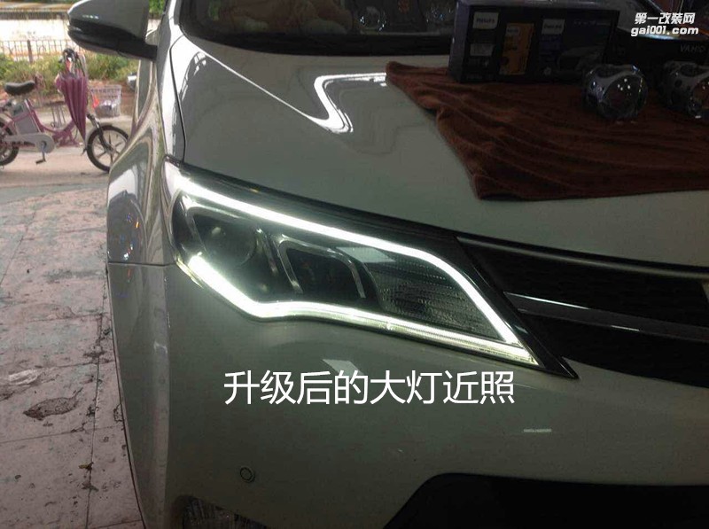 汽車大燈升級 廣州豐田RAV4大燈改海拉5雙光透鏡飛利浦套裝