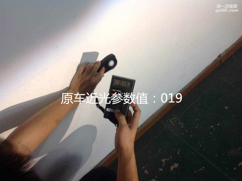 汽車大燈升級 廣州豐田RAV4大燈改海拉5雙光透鏡飛利浦套裝