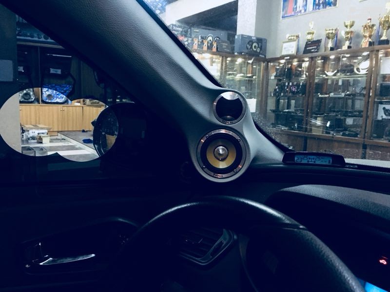 汕頭市區(qū)哪里有比較好的汽車音響改裝店傳祺GS5全車升級(jí)史泰格隔音降噪汕頭星悅汽車音響改裝勁浪三分頻