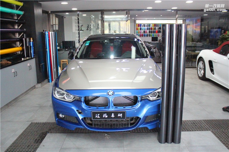 長(zhǎng)沙汽車(chē)改色貼膜改裝實(shí)體店 寶馬3系全車(chē)施工水晶鈦灰