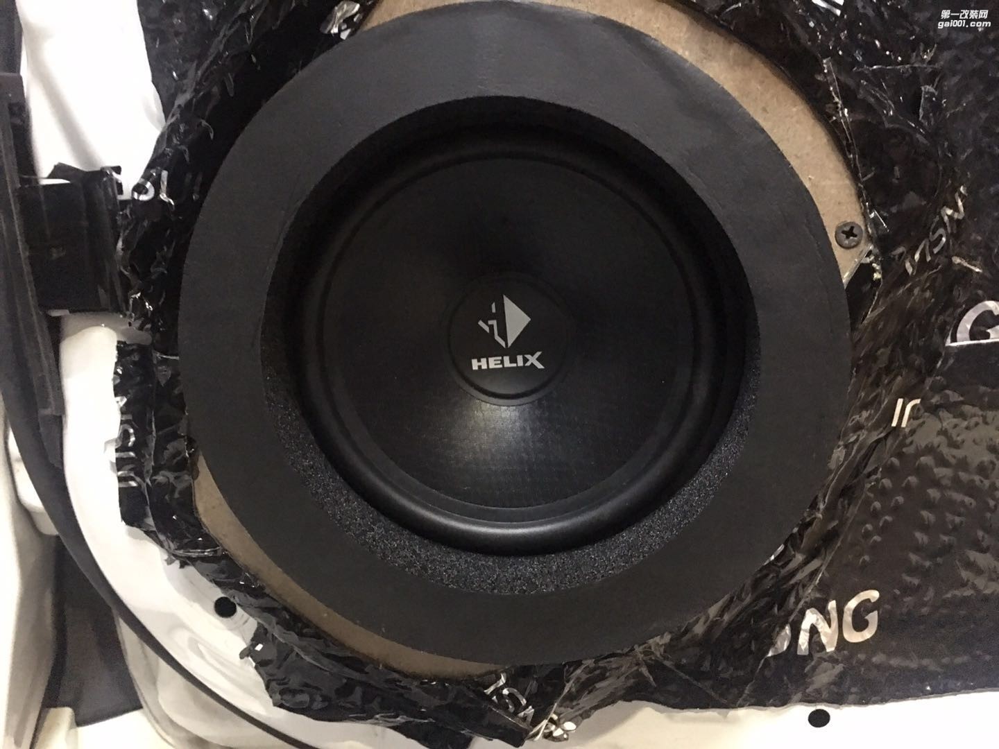 汕頭市星悅汽車音響藝術(shù)之作豐田霸道全車隔音降噪音響改裝德國(guó)喜力士音響套餐P63C靜聽心動(dòng)歌曲