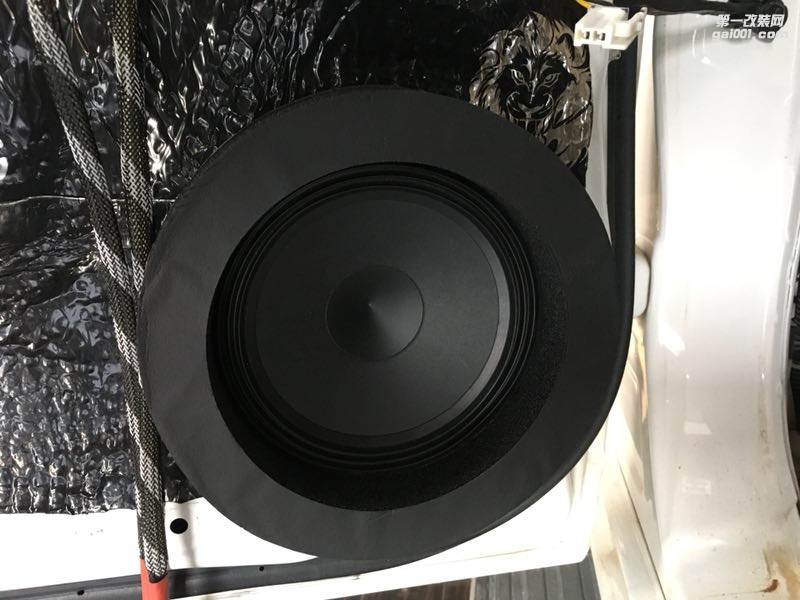 汕頭市星悅汽車音響藝術(shù)之作豐田霸道全車隔音降噪音響改裝德國(guó)喜力士音響套餐P63C靜聽心動(dòng)歌曲