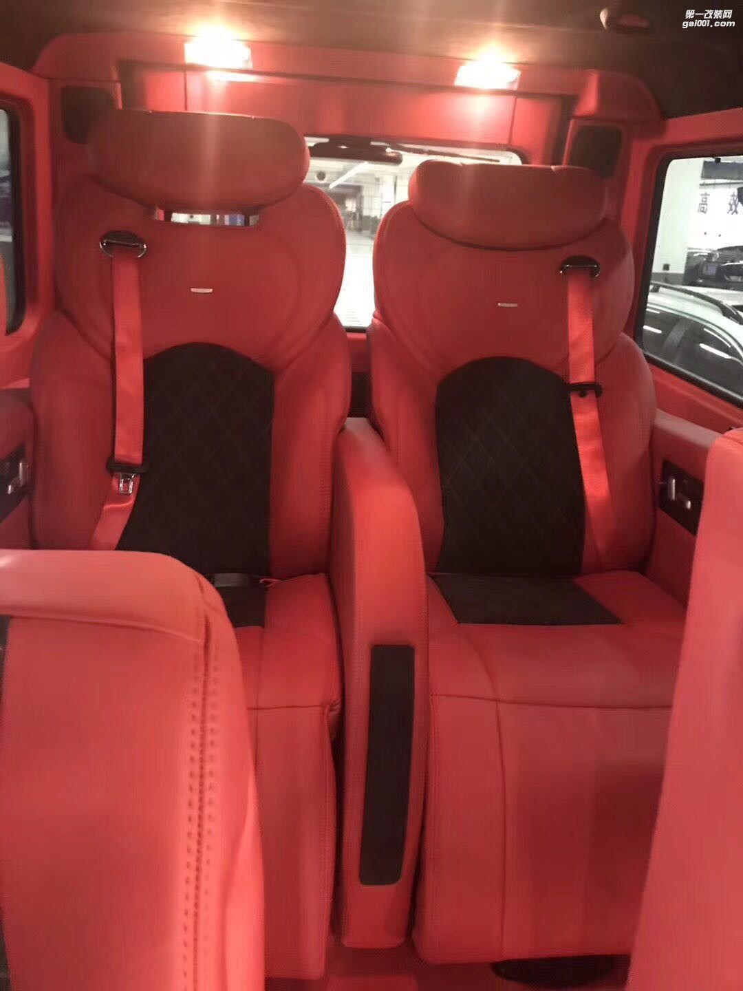 奔馳G級內(nèi)飾改裝，百萬豪車煥新航空座椅