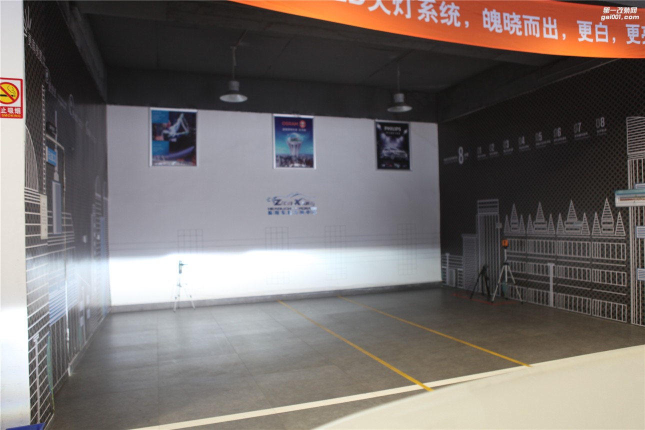 廣西改燈?雙光透鏡氙氣燈?車燈夜間照明效果明顯