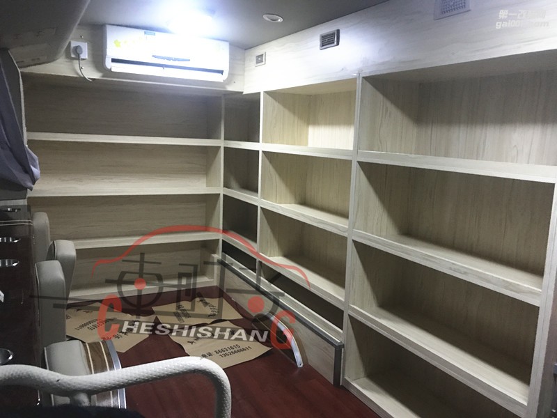 鄭州宇通移動圖書館內(nèi)飾改裝/河南宇通中巴內(nèi)飾改裝案例