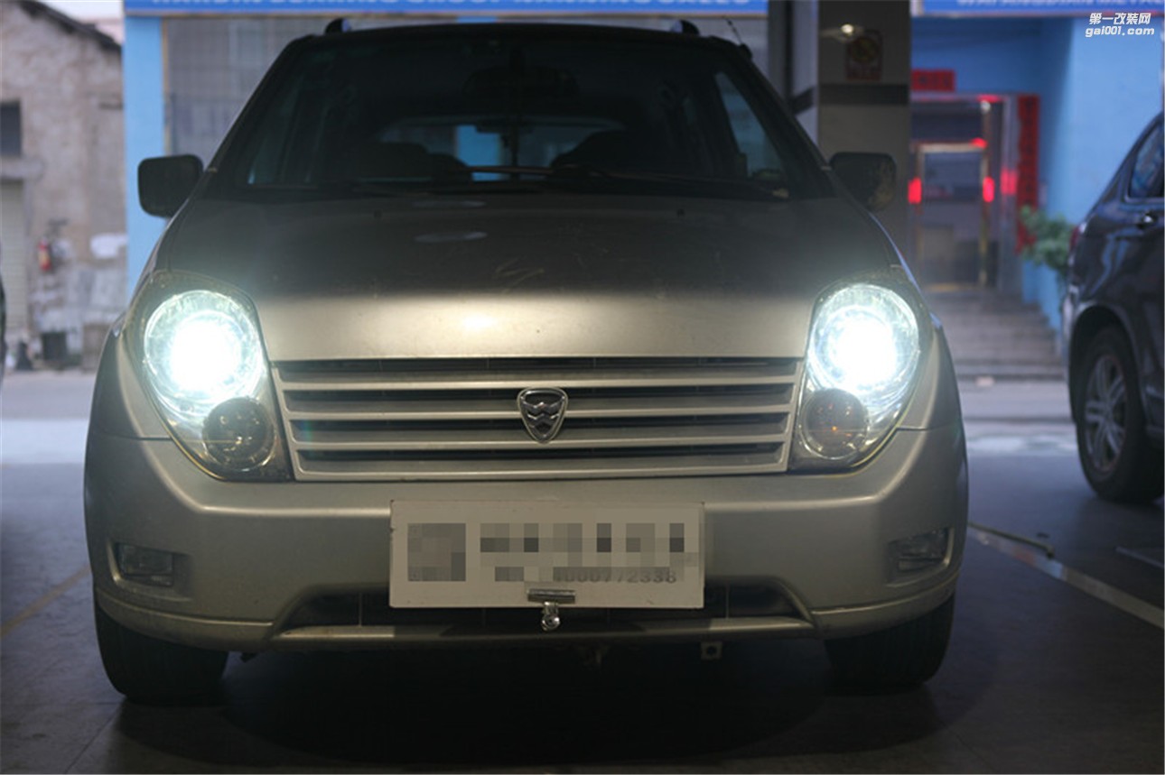 哈飛賽馬汽車車燈老化，升級雙光透鏡