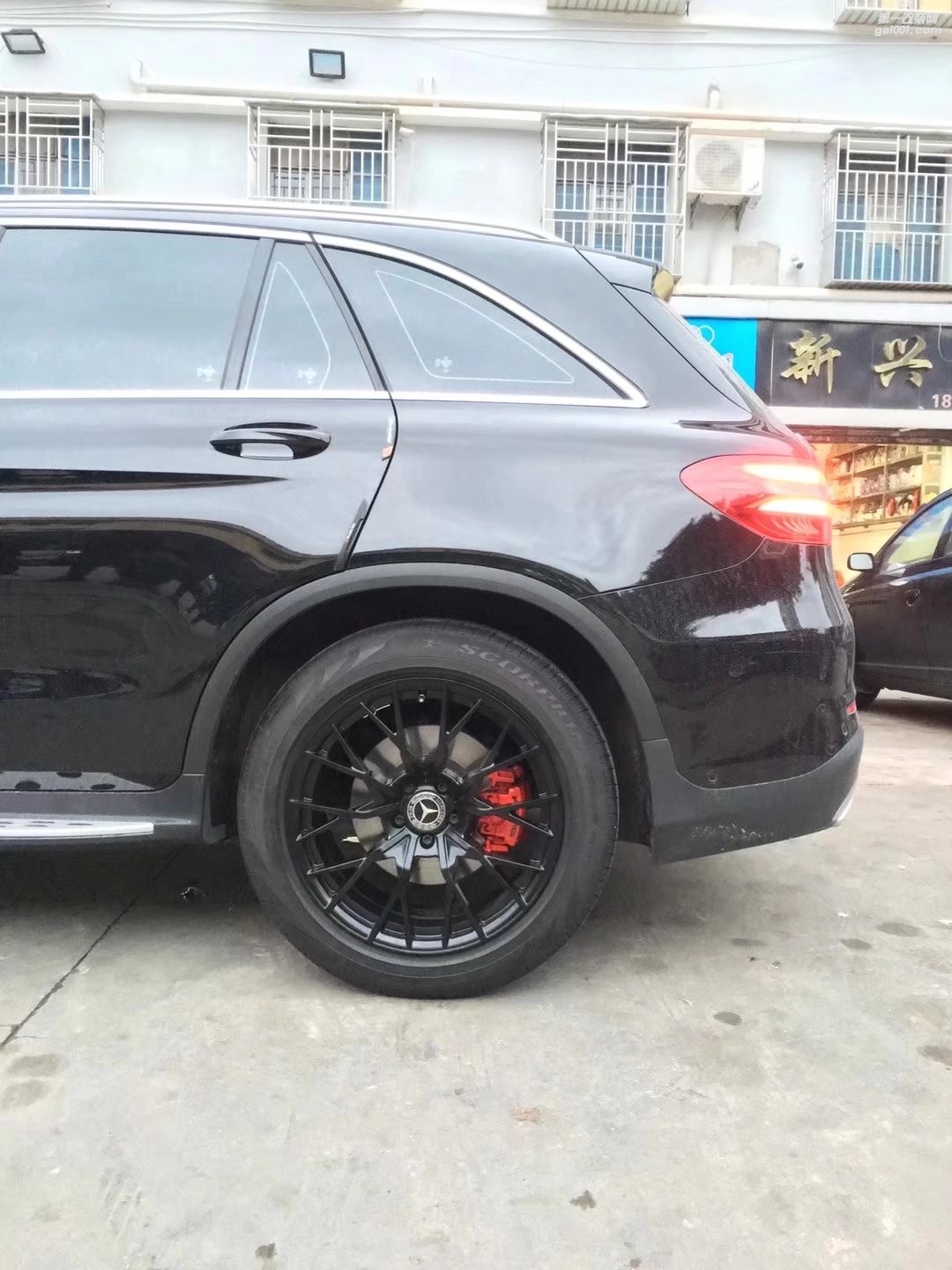 奔馳，換 私人定制鍛造 19寸 完工！