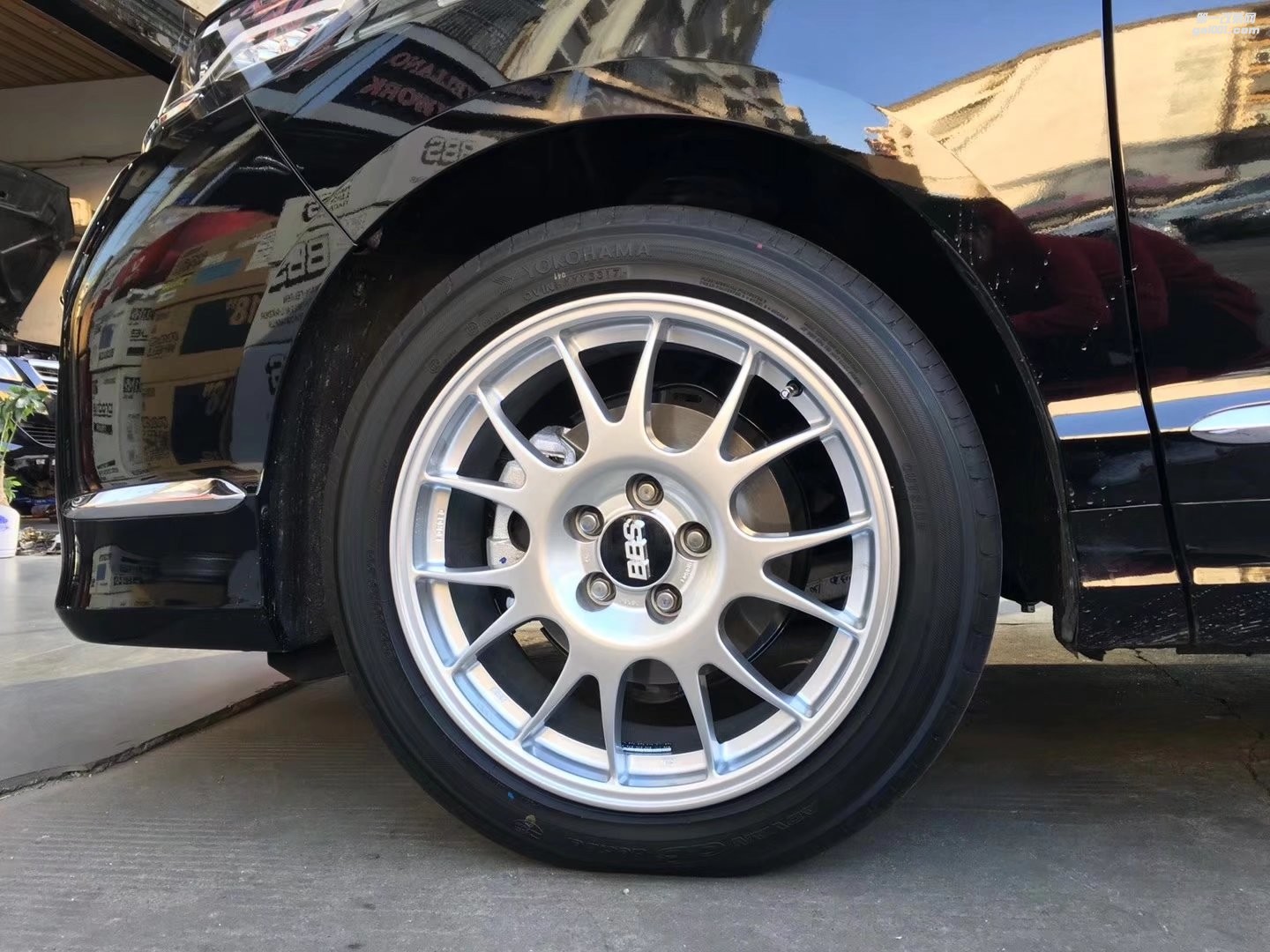 艾力紳 ,換 BBS RE 18寸 完工!