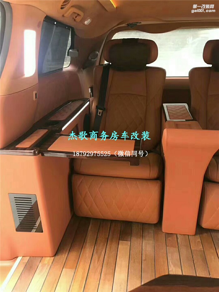 西安商務(wù)車改裝豐田塞納改裝全新個性內(nèi)飾改裝!
