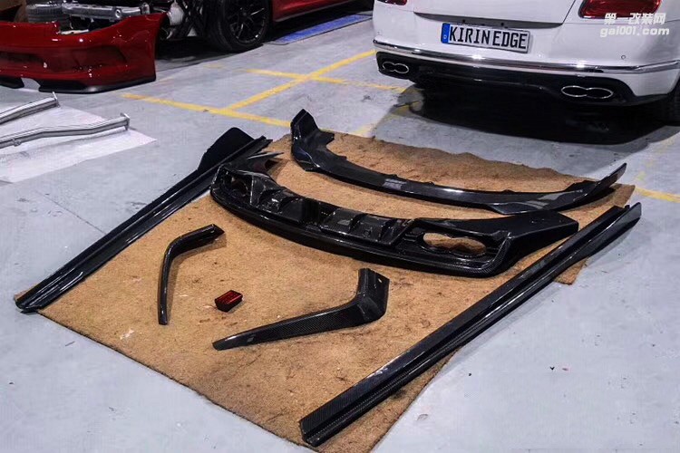 新款賓利歐陸GT改裝碳纖維套件 GT4.0T V8 S Mulliner改裝STARTECH碳纖維前后唇側(cè)裙