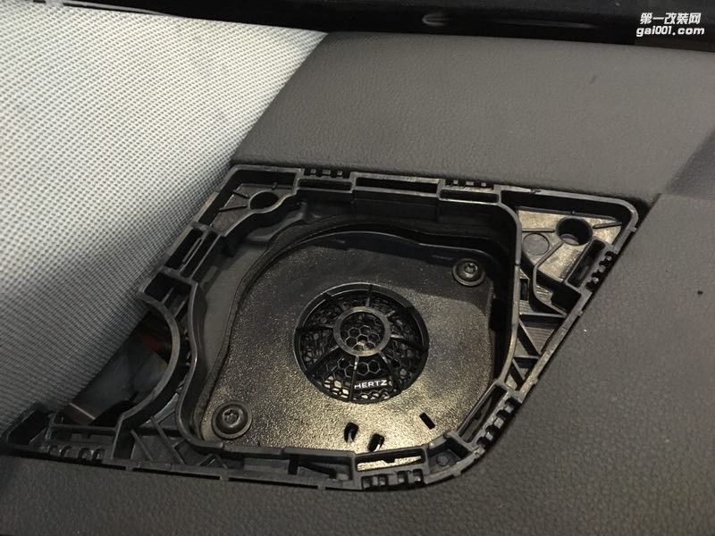 汕頭市星悅汽車音響枯燥的車旅生活增添無窮樂趣無法拒絕的好聲音讓每一天都精彩奧迪Q5改裝意大利赫茲音響