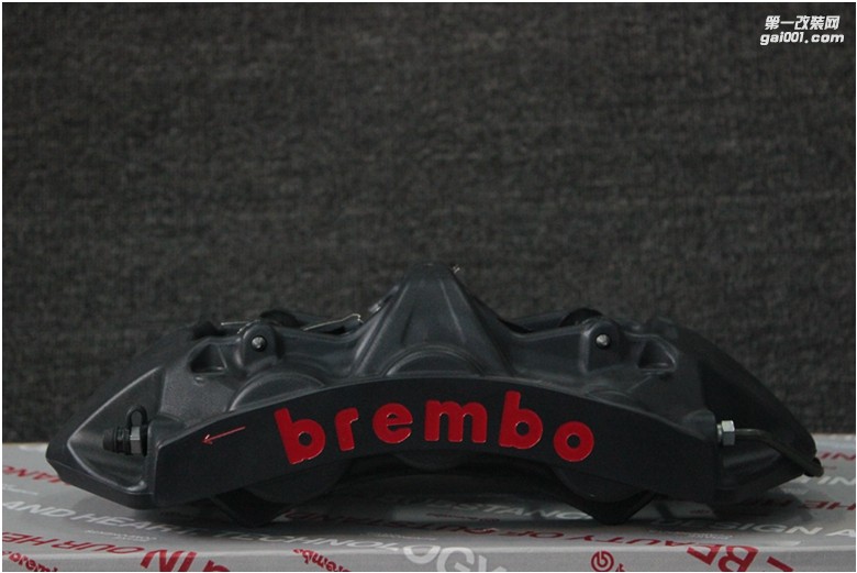 海亞：意大利brembo GTS GT-S M6 M4 競(jìng)技套件 寶馬M2M3M4 奧迪A4A5S5Q5 奧迪S3 大眾7R 等