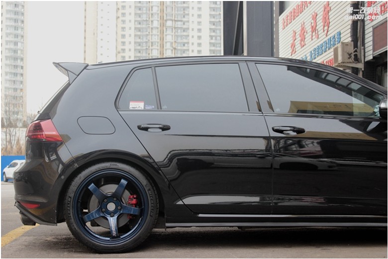 海亞：高爾夫7GTI 升級(jí)ADVAN GT 18寸鍛造輪轂