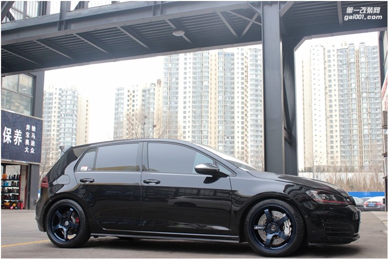海亞：高爾夫7GTI 升級(jí)ADVAN GT 18寸鍛造輪轂