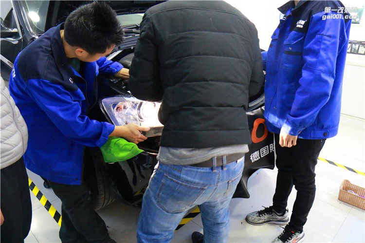 成都寶馬X3汽車大燈改裝氙氣燈歐司朗魄破曉者LED雙光透鏡