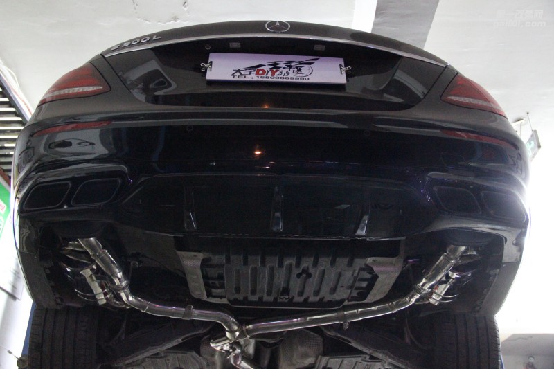 大宇車迷站 奔馳E200L W213 改裝RES中尾閥門排氣 AMG后唇尾喉