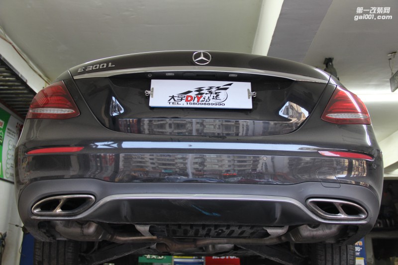 大宇車迷站 奔馳E200L W213 改裝RES中尾閥門排氣 AMG后唇尾喉