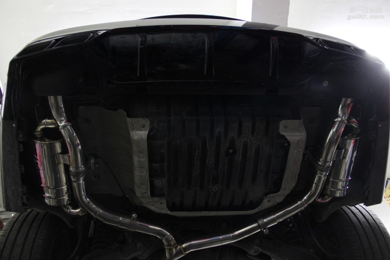 大宇車迷站 奔馳E200L W213 改裝RES中尾閥門排氣 AMG后唇尾喉