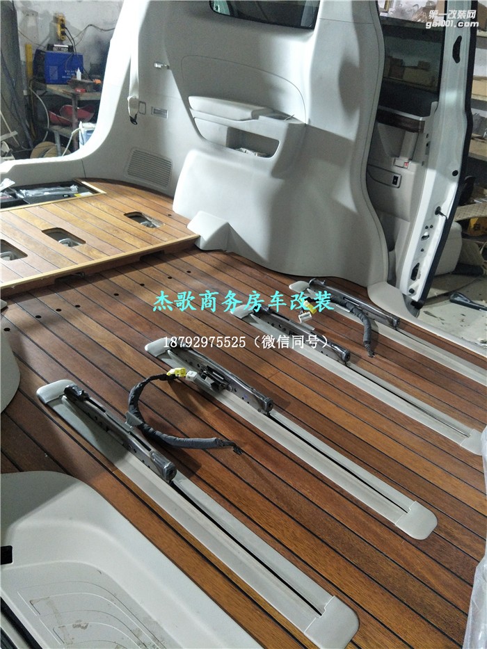 西安汽车改装国产MPV叫板啦！———广汽传祺GM8最新内饰升级游艇木地板案例展示！