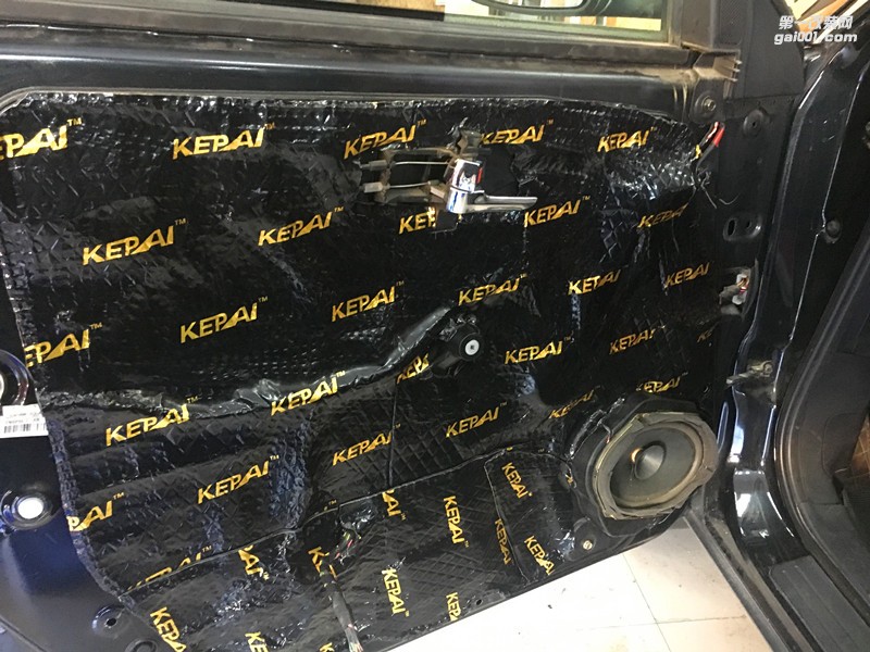 從根源上減少汽車噪音的干擾唐山樂暢汽車音響一汽X80全車隔音降噪