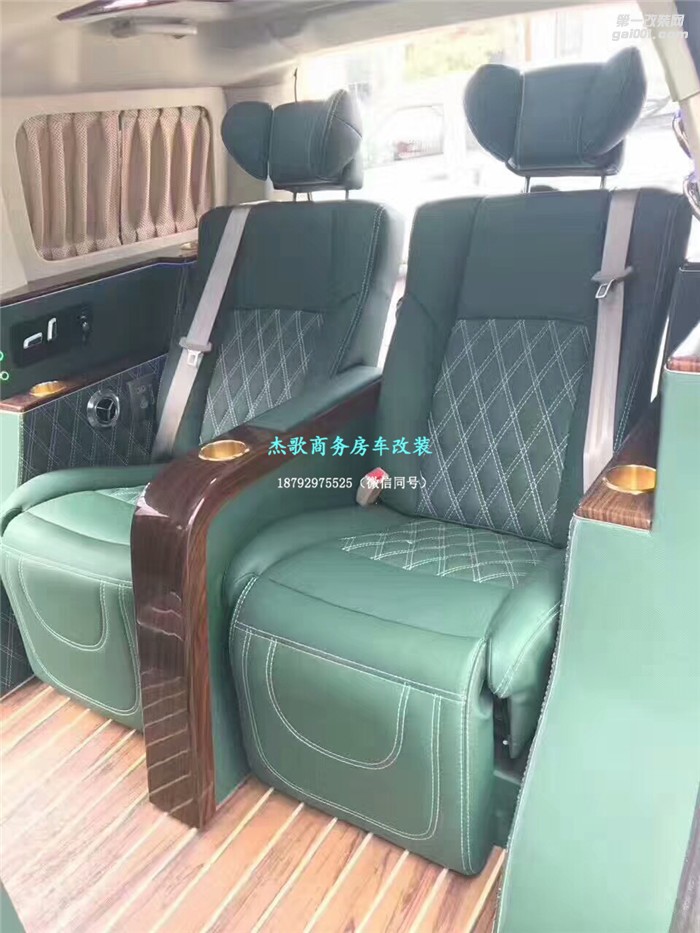 西安越野車內(nèi)飾改裝哪里有？路虎商務(wù)版內(nèi)飾升級改裝！