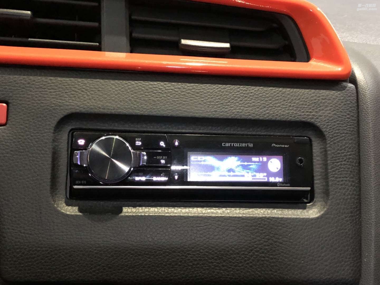 汕頭市星悅汽車(chē)音響本田飛度隔音降噪音噪聲莫入音響改裝勁浪PS165F3三分頻進(jìn)入“發(fā)燒”狀態(tài)