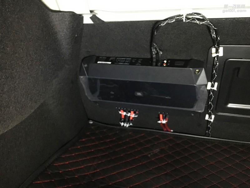 音樂的享受雪鐵龍C5汽車專業(yè)音響改裝JBL---唐山樂暢汽車音響