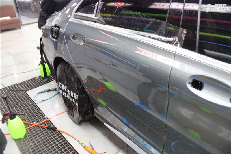 长沙汽车改装 奔驰施工TPH透明膜 汽车隐形车衣