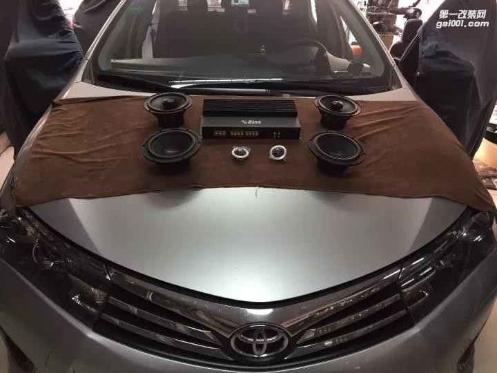 豐田卡羅拉全車美特靜隔音升級(jí)、音響改裝前后聲場(chǎng)歌劇世家喇叭+英國(guó)正弦波功放