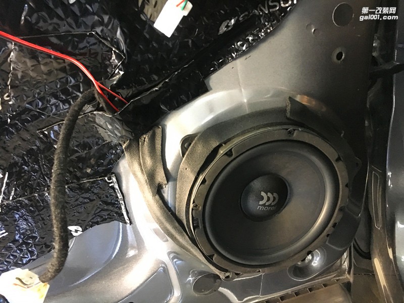 唐山汽車音響改裝--長安CS75升級魔雷喇叭