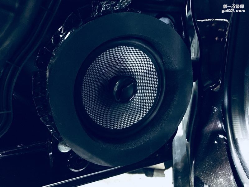 汕頭市星悅汽車音響馬自達(dá)阿特茲音響改裝FOCAL法國(guó)勁浪汽車音響暢聽(tīng)好音樂(lè)享受音樂(lè)所帶來(lái)的美