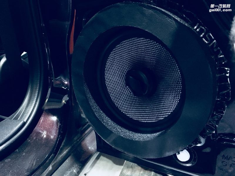汕頭市星悅汽車音響馬自達(dá)阿特茲音響改裝FOCAL法國(guó)勁浪汽車音響暢聽(tīng)好音樂(lè)享受音樂(lè)所帶來(lái)的美