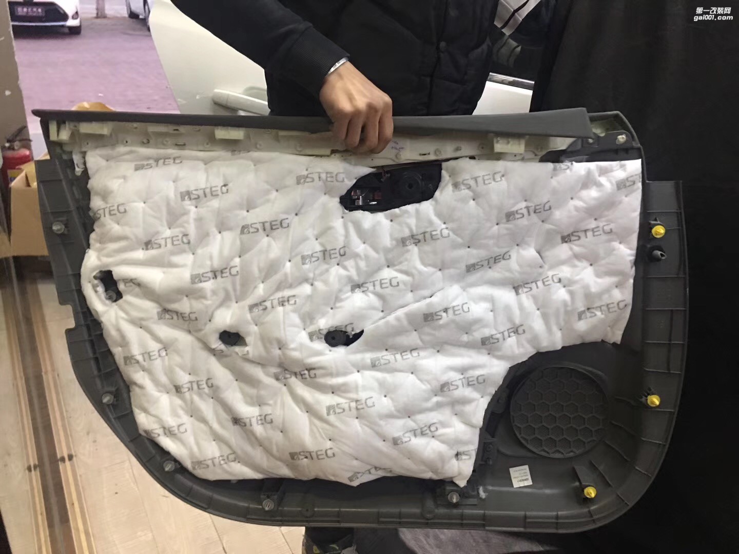 汕頭市星悅汽車音響雪佛蘭邁銳寶用聲音征服大展“歌喉”改裝意大利赫茲套餐遇見動(dòng)聽歌聲