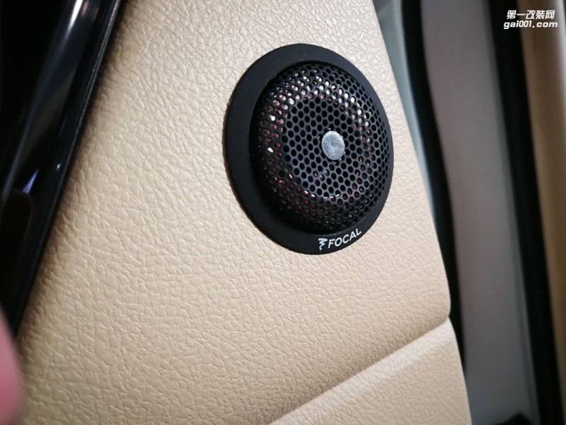 汕头丰田普拉多霸道汽车音响隔音改装证明了这是最适合普拉多的改装方案
