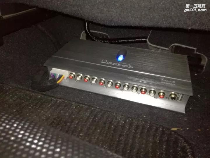 斯巴魯力獅原車音響不厚道？一臺歌劇世家DSP完美解決音質(zhì)問題