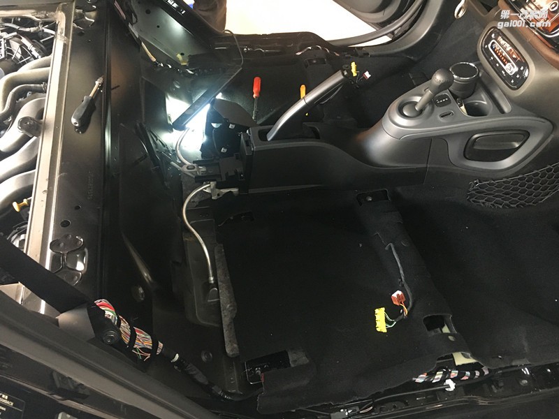 奔馳Smart大能隔音降噪-唐山樂暢汽車隔音
