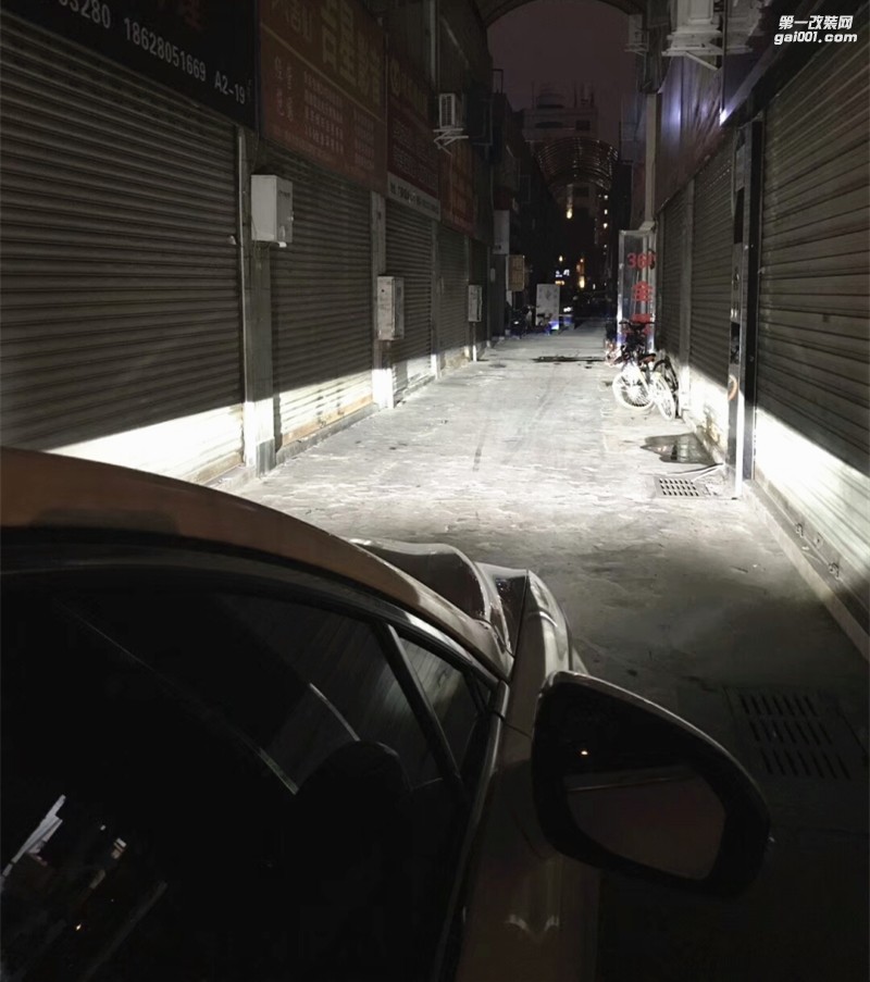 長(zhǎng)安CS15改氙燈海拉5雙光透鏡車燈升級(jí)效果分享