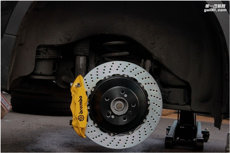 海亞：寶馬X6 升級 德國BBS CH-R 21寸輪轂 意大利brembo GT6 GT4 全原裝剎車套件